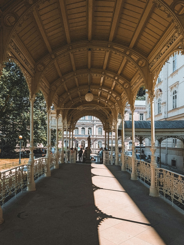 kolonada-karlovy-vary Karlovy Vary – servis počítačů v Karlovarském kraji